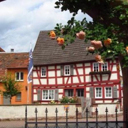 Ferienwohnung Haus Nostalgie Kleinheubach Zimmer foto